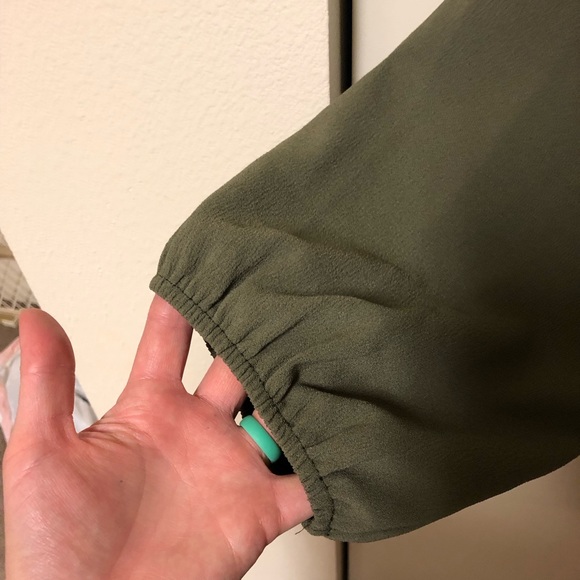 Green Dress with Pockets - Picture 5 of 5